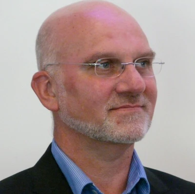 Dr Erol Harvey