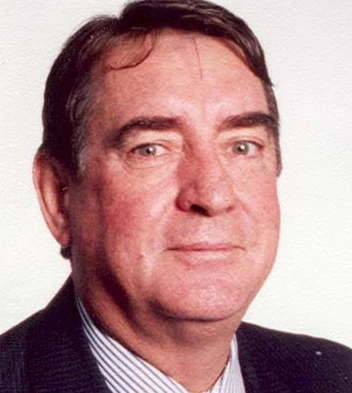 Em. Professor Mark Wainwright