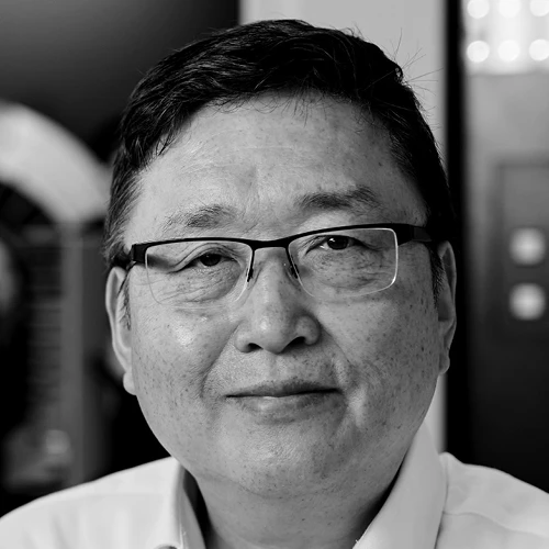 Shizhang Qiao