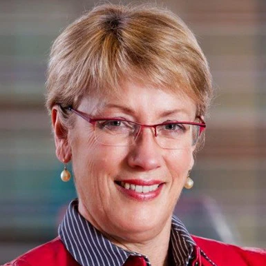 Dr Beth Woods